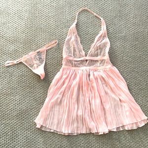 NWOT BABYDOLL LINGERIE